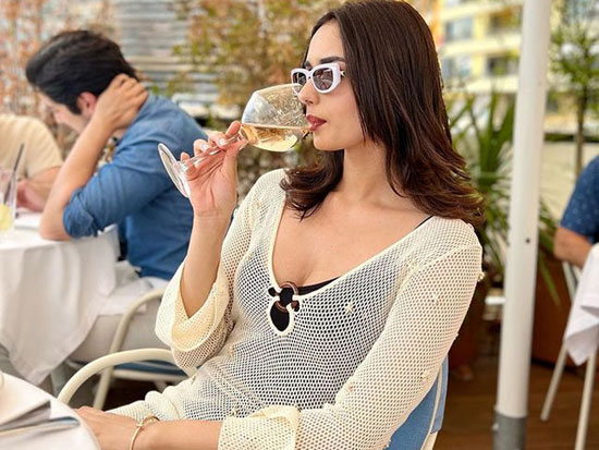 Magnificent Looks Of Manushi Chillar From Monaco